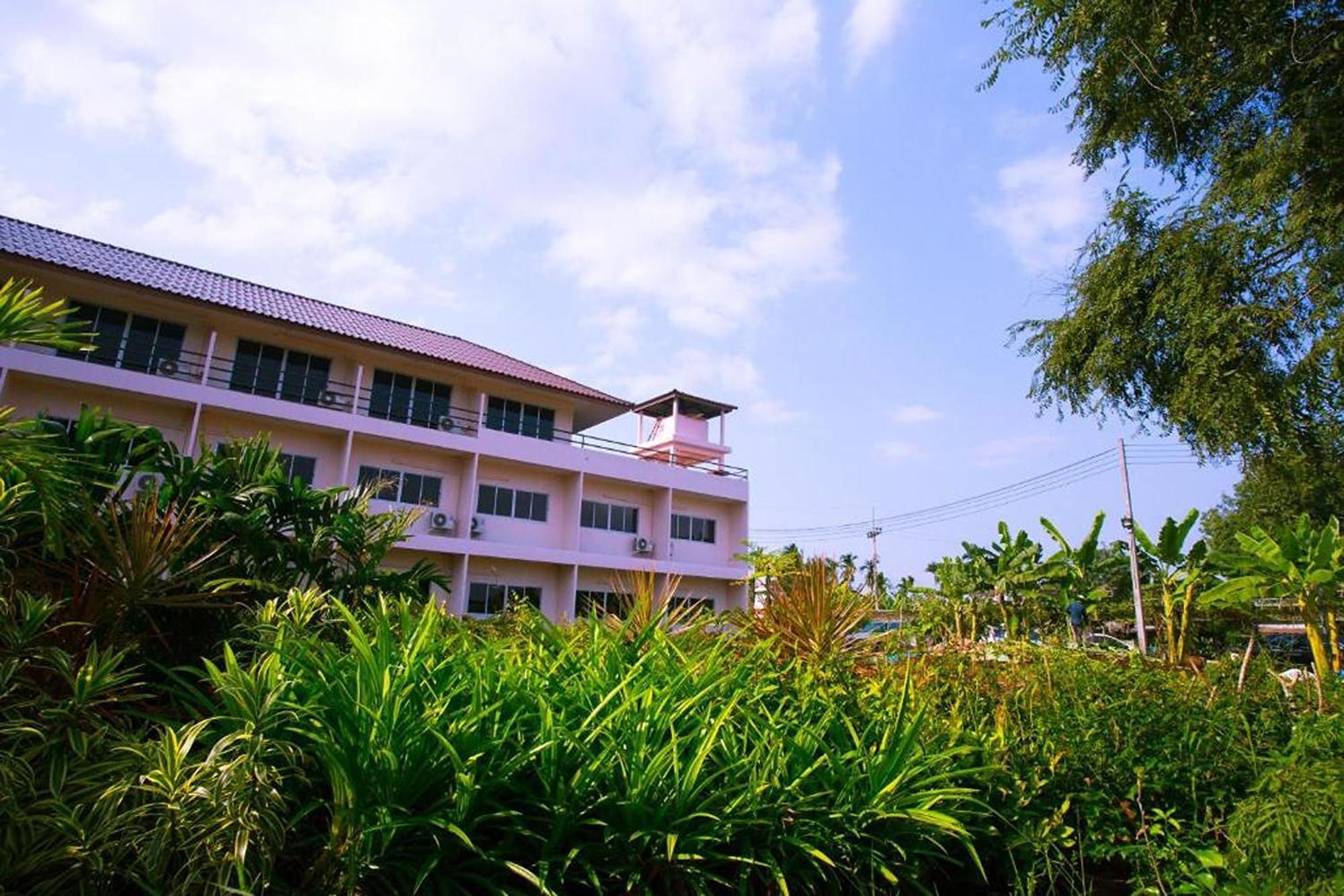 Be Fine Sabuy Hotel And Resort Surat Thani Zewnętrze zdjęcie